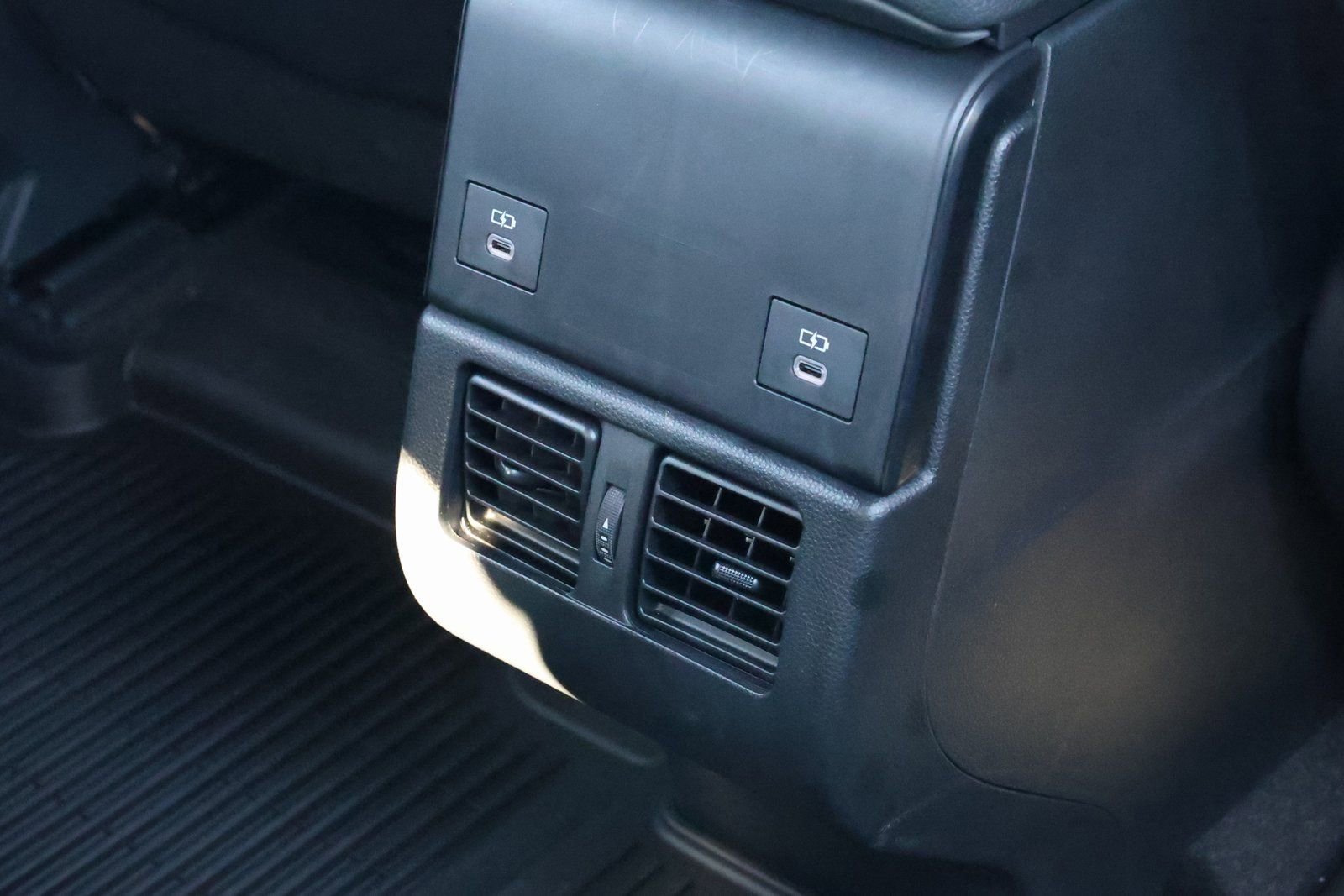 Used 2023 Toyota bZ4X XLE w/ Weather Package image 35