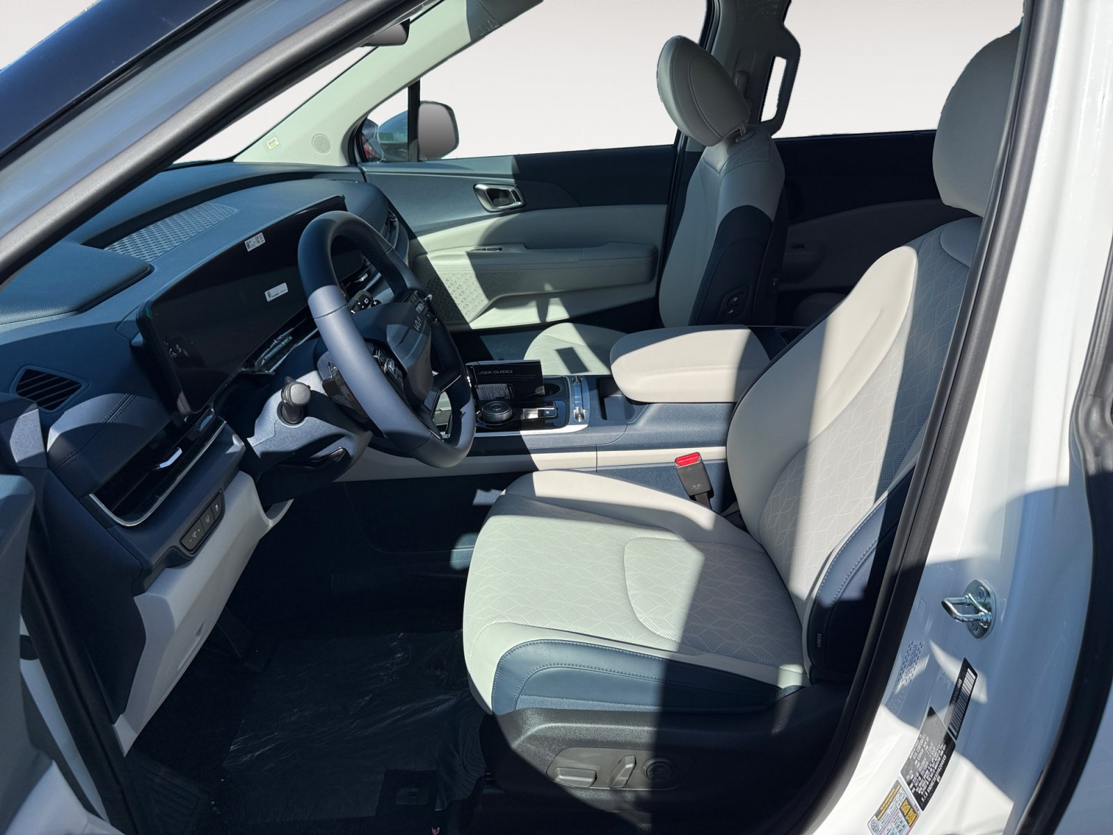 New 2027 Kia Carnival SX FWD image 10