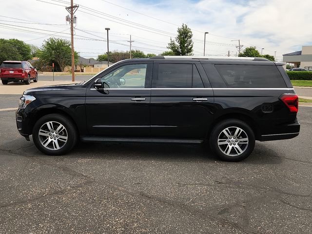 Used 2024 Ford Expedition Max Limited AWD/4WD image 2