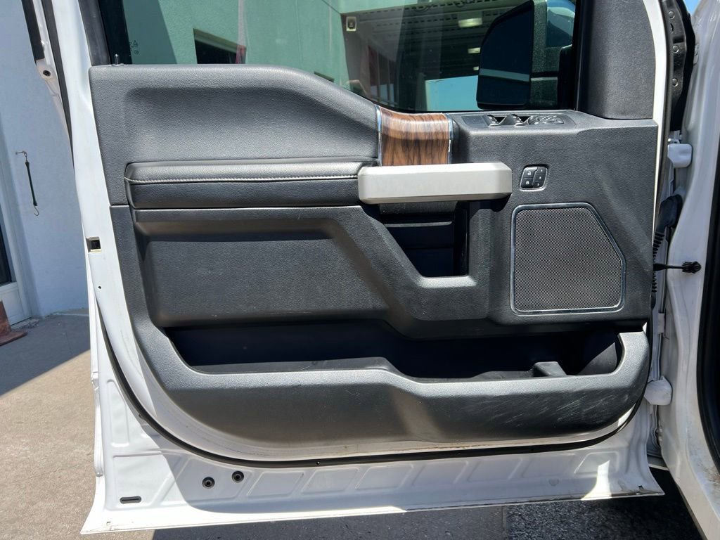 Used 2018 Ford F150 Lariat AWD/4WD image 10