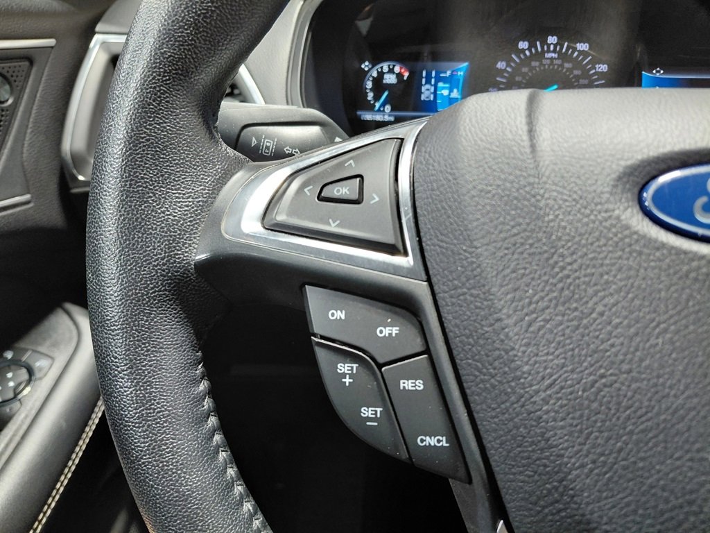 Used 2024 Ford Edge Titanium image 33