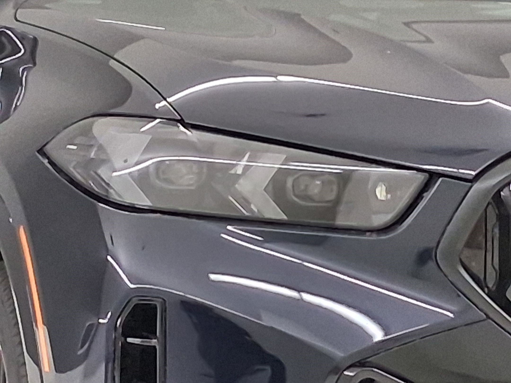 New 2026 BMW X6 xDrive40i w/ Executive Package AWD/4WD image 9