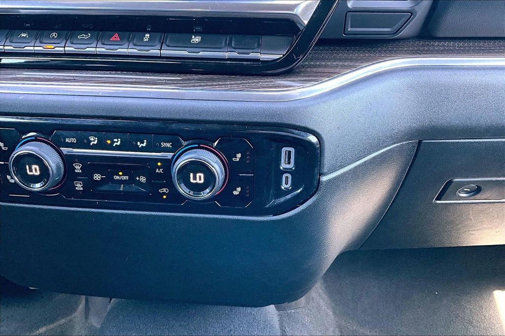 Used 2023 Chevrolet Silverado 1500 LT w/ Protection Package AWD/4WD image 17