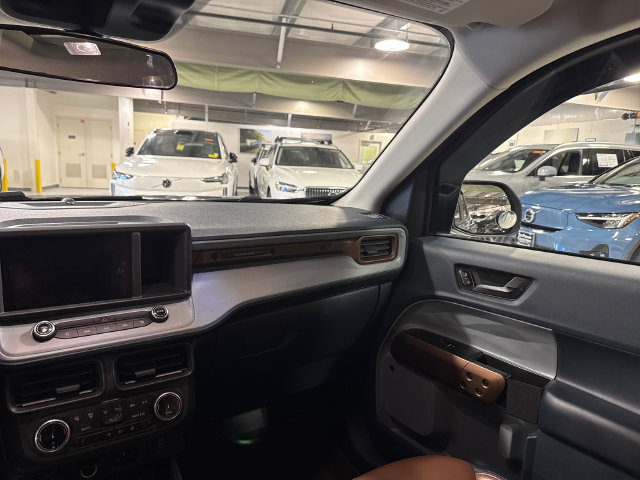 Used 2023 Ford Maverick Lariat w/ Lariat Luxury Package AWD/4WD image 24