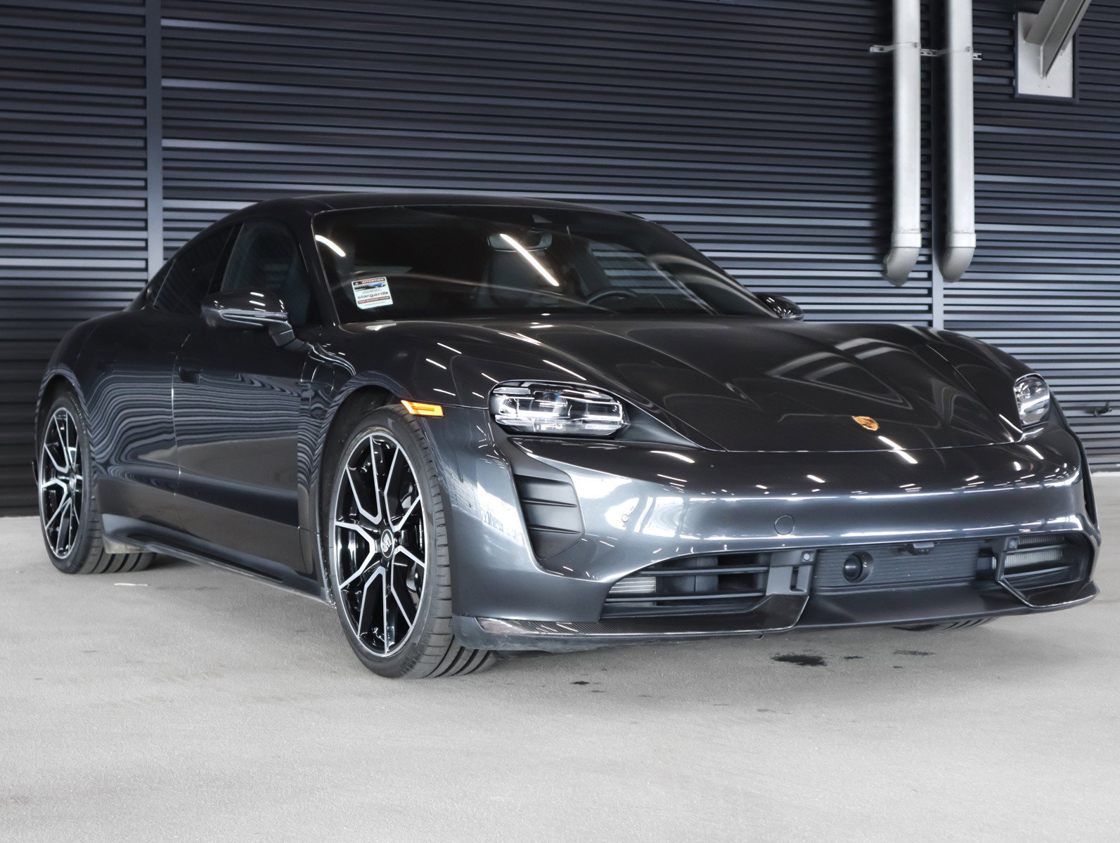 Certified 2022 Porsche Taycan 4S image 7