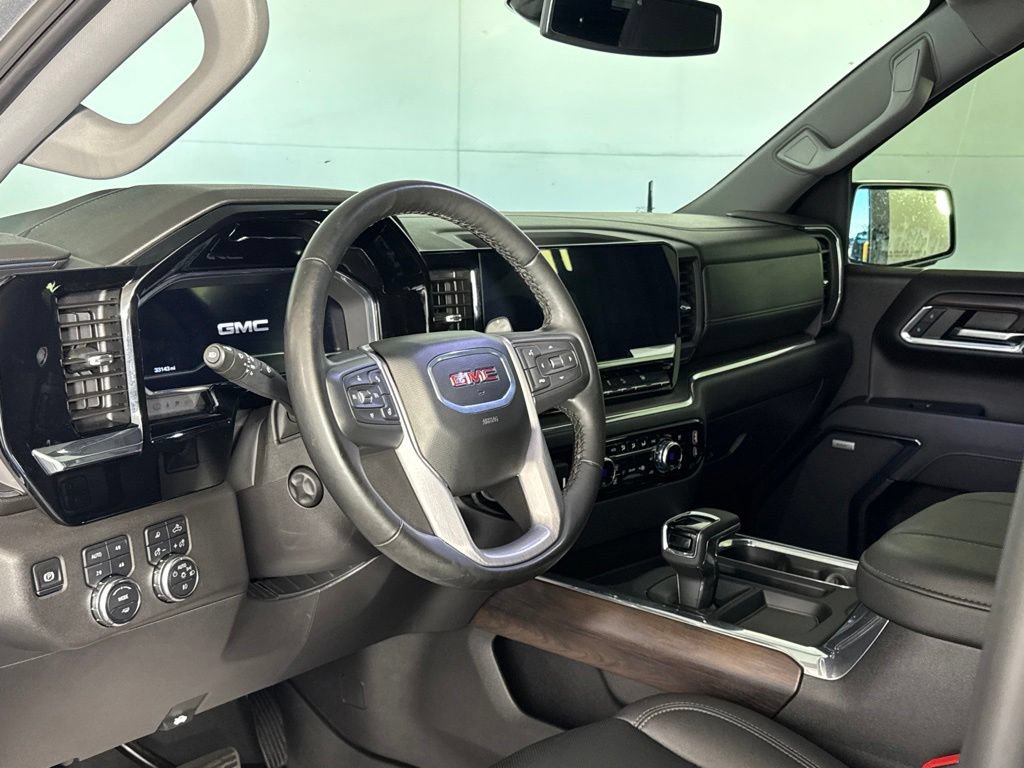 Certified 2024 GMC Sierra 1500 SLT w/ SLT Premium Plus Package AWD/4WD image 18