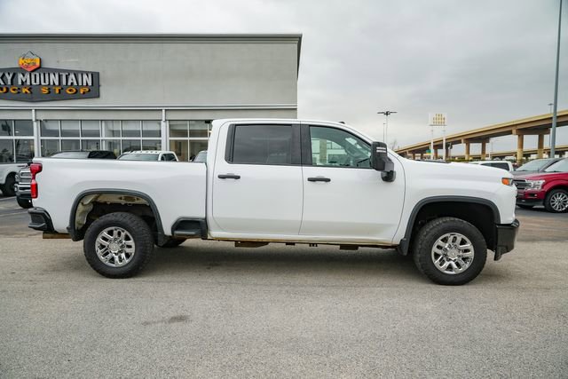 Used 2021 Chevrolet Silverado 2500 Custom w/ Custom Value Package AWD/4WD image 4