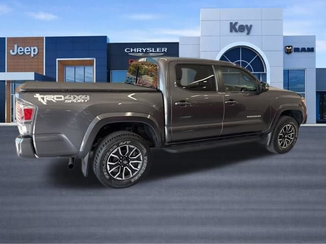 Used 2023 Toyota Tacoma TRD Sport w/ Technology Package AWD/4WD image 8