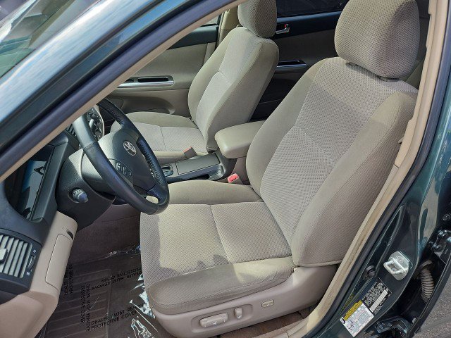 Used 2005 Toyota Camry SE FWD image 18