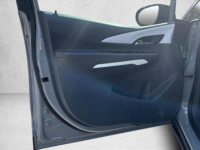 Used 2021 Chevrolet Bolt LT FWD image 17