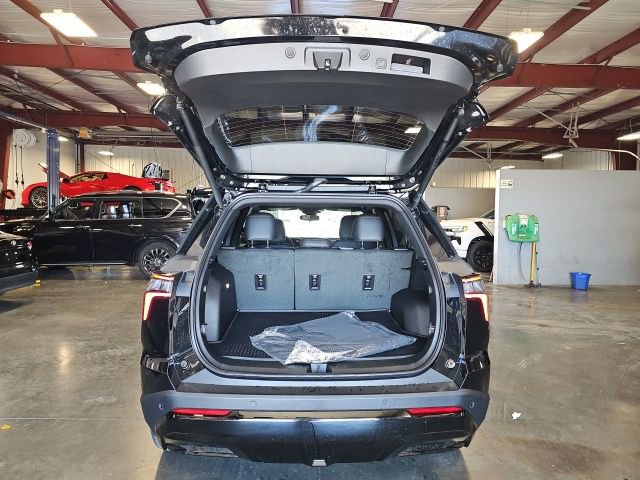 New 2026 Chevrolet Equinox RS w/ LPO, Floor Liner Package image 10