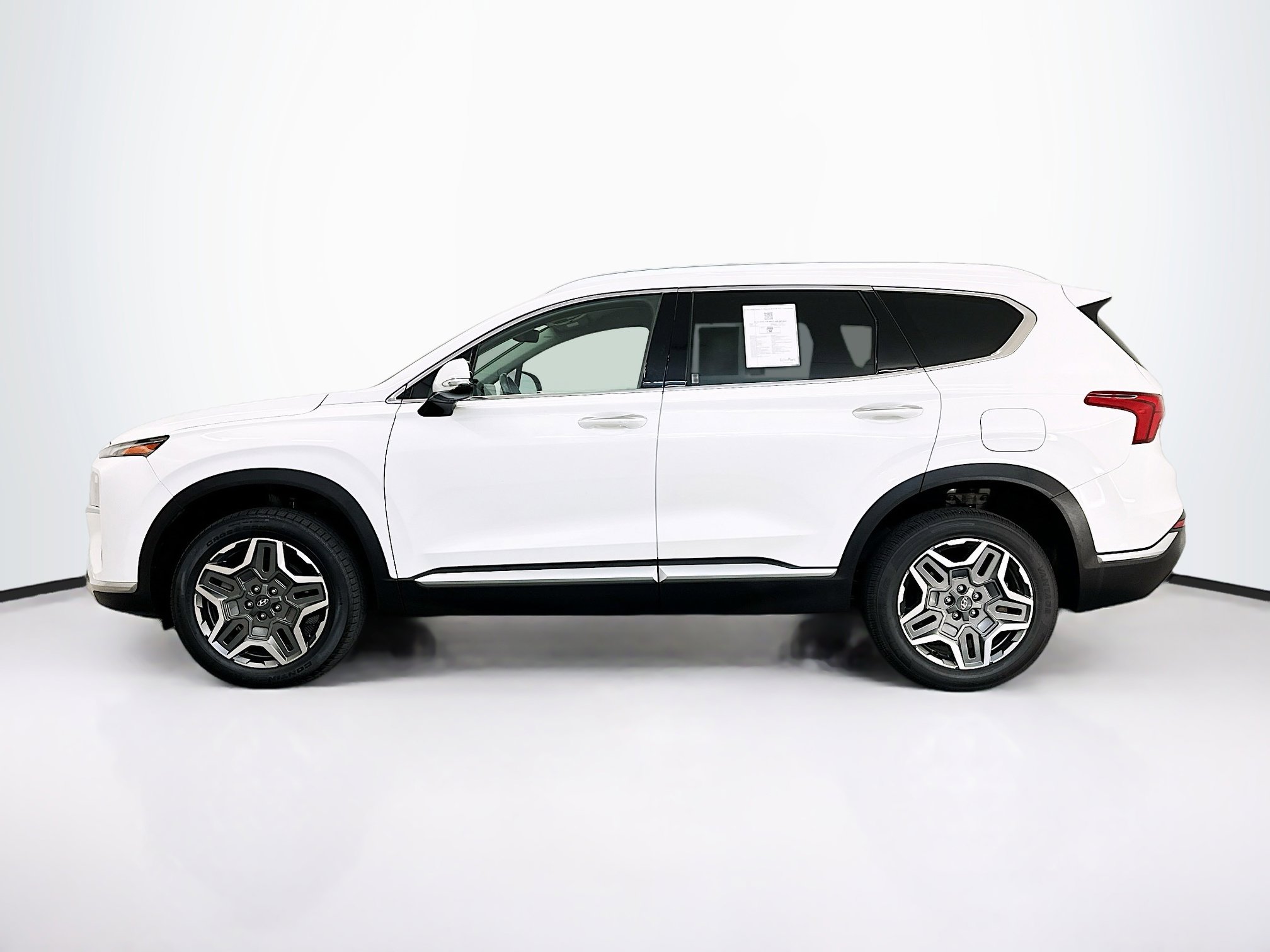 Used 2023 Hyundai Santa Fe SEL Convenience image 4