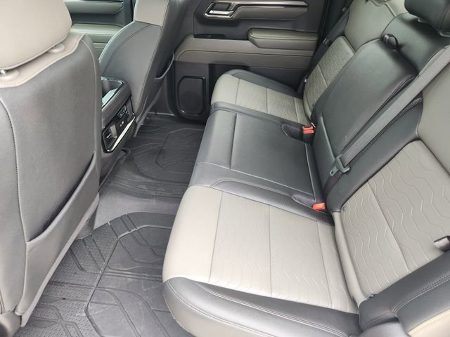 Used 2024 Chevrolet Silverado 1500 ZR2 w/ Technology Package image 30