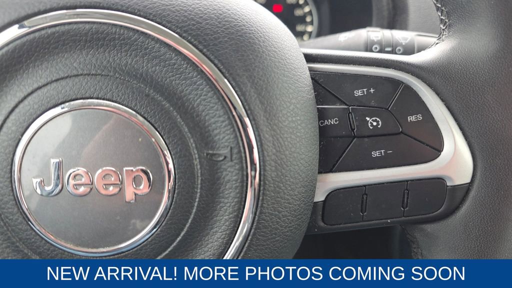 Used 2020 Jeep Renegade Latitude image 15