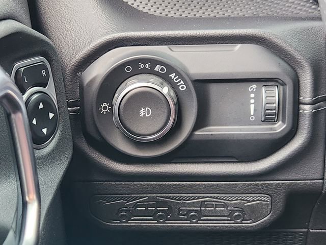 Certified 2024 Jeep Wrangler Unlimited Rubicon 392 w/ Dual Top Group AWD/4WD image 23