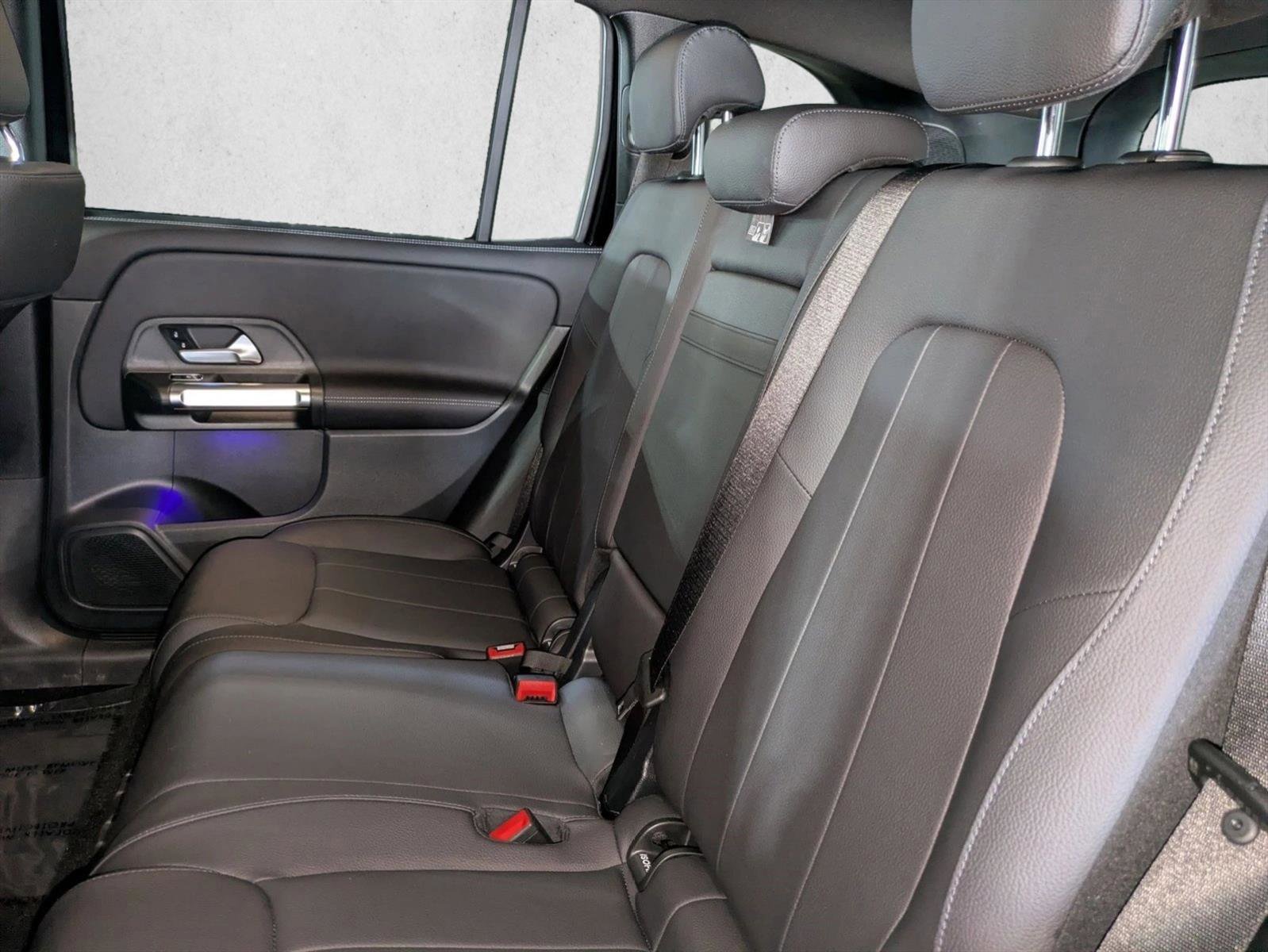 Certified 2025 Mercedes-Benz GLB 250 image 17