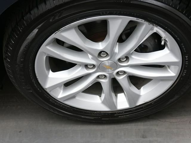 Used 2018 Chevrolet Malibu LT image 29
