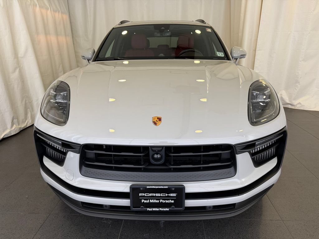 Certified 2026 Porsche Macan S AWD/4WD image 6