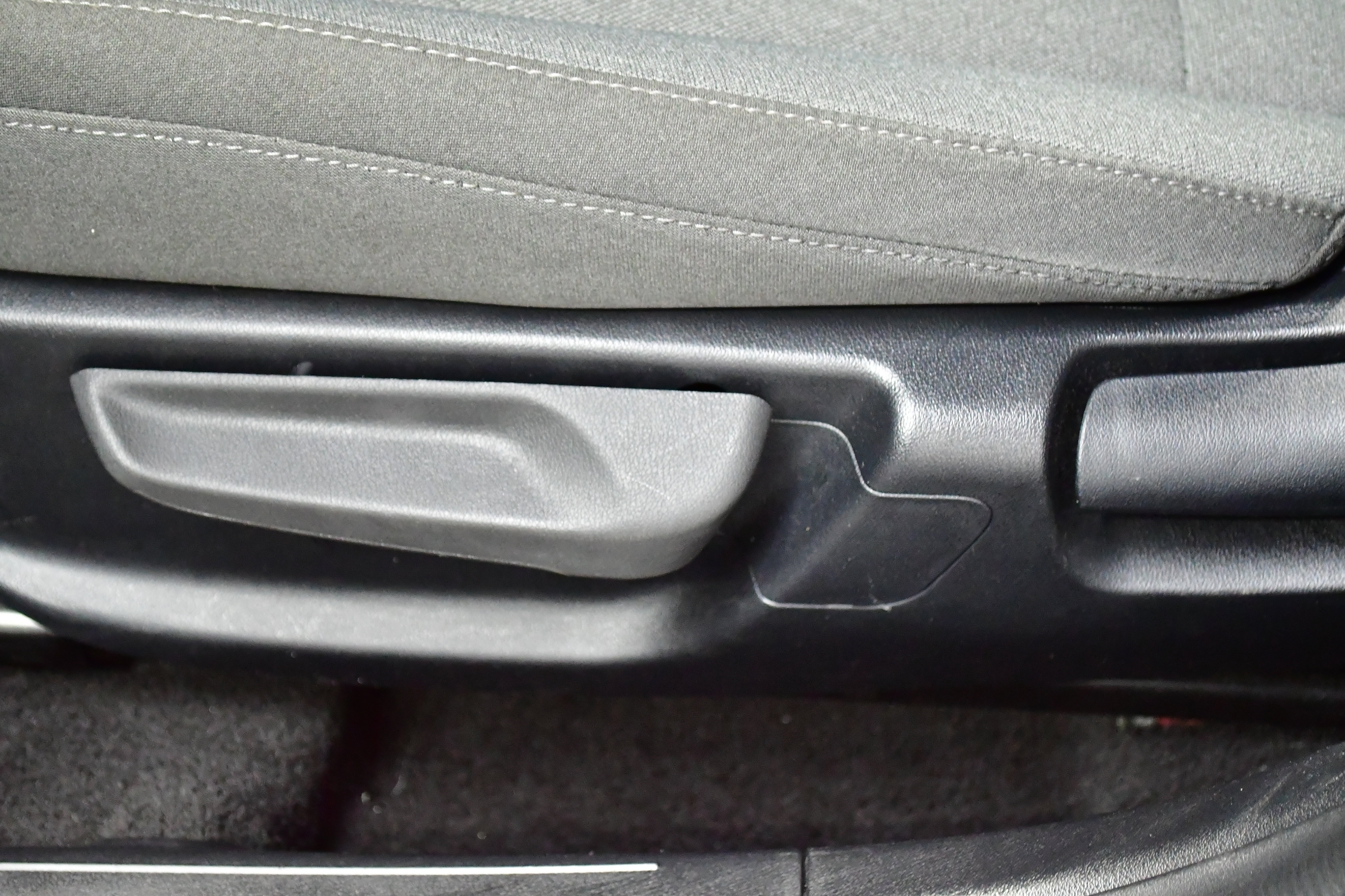 Used 2025 Kia K4 image 12