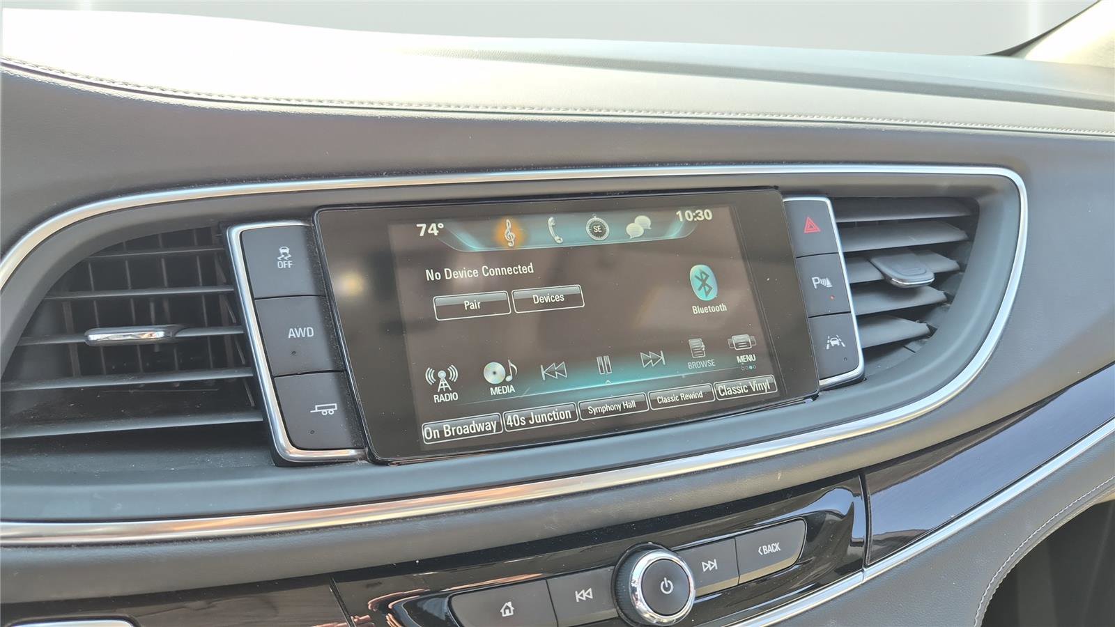 Used 2018 Buick Enclave Premium w/ Experience Buick Package AWD/4WD image 18