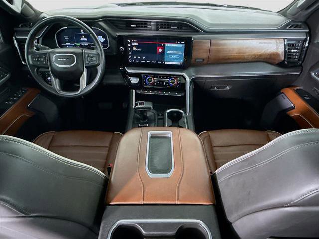 Used 2022 GMC Sierra 1500 Denali Ultimate AWD/4WD image 13