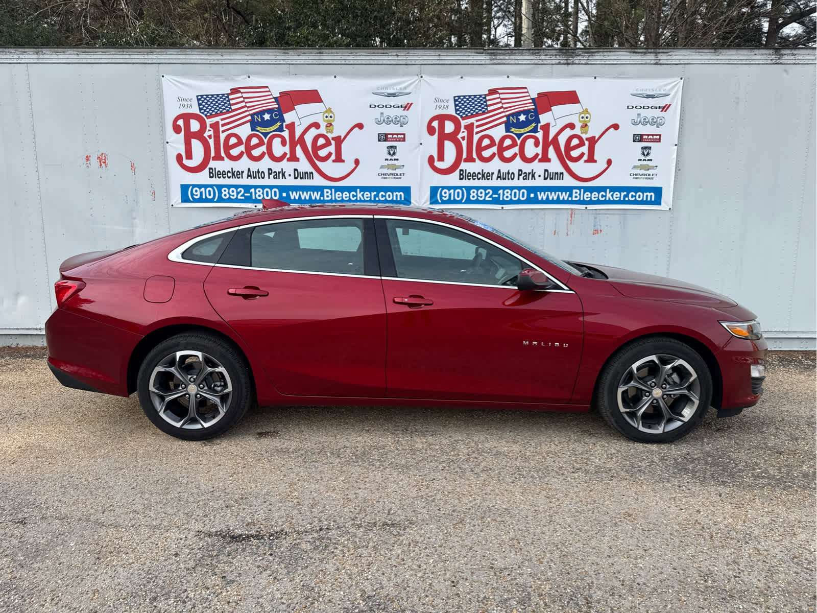 Certified 2024 Chevrolet Malibu LT image 2