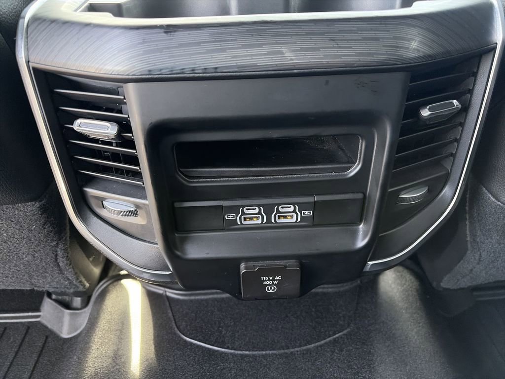 Used 2024 RAM 2500 Laramie w/ Sport Appearance Package image 27