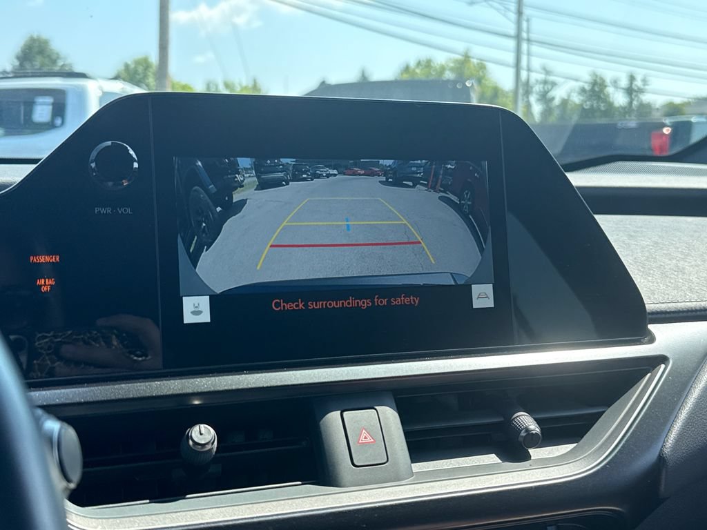 Used 2025 Lexus UX 300h AWD w/ Cold Area Package image 20