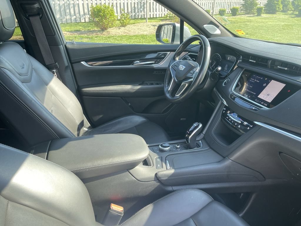 Used 2024 Cadillac XT5 Premium Luxury AWD/4WD image 41
