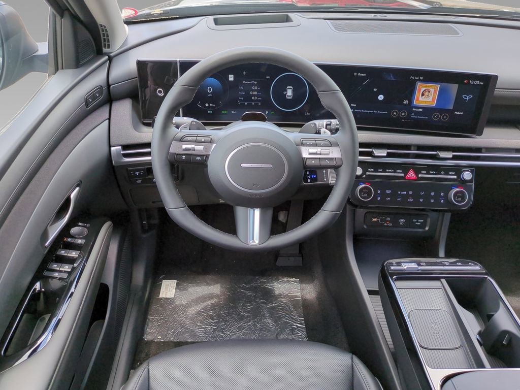 New 2025 Hyundai Tucson Limited image 16