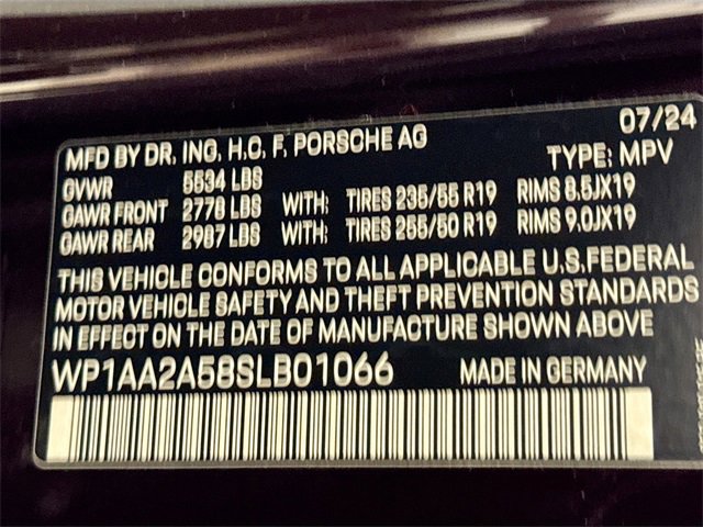 Used 2025 Porsche Macan image 34