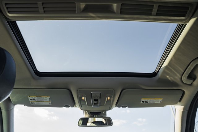 Used 2015 Mercedes-Benz ML 350 4MATIC image 32