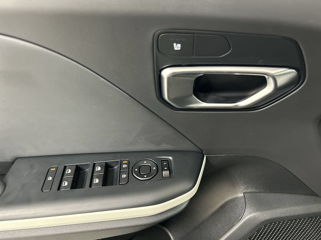 New 2026 Kia K4 GT-Line w/ GT-Line Sunroof Package FWD image 14