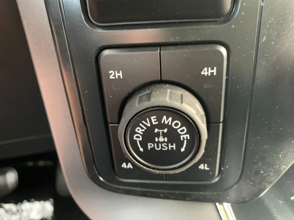 New 2025 Ford F150 Lariat w/ Equipment Group 502A High image 25