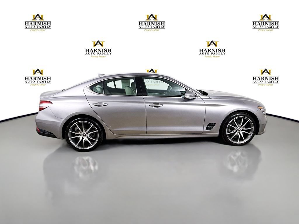 Used 2023 Genesis G70 2.0T AWD/4WD image 8