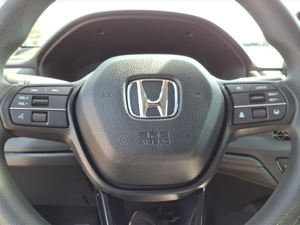 New 2025 Honda Accord SE image 30