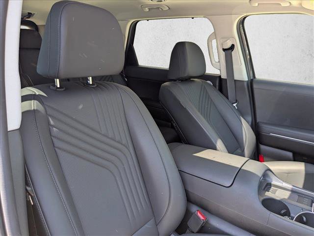 Used 2026 Hyundai Palisade SEL FWD image 23