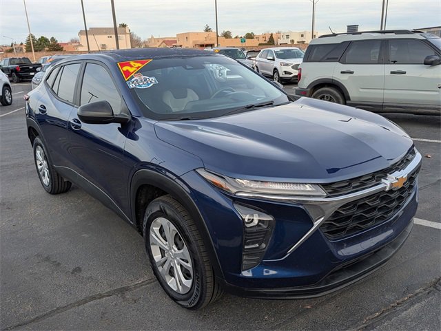 Used 2024 Chevrolet Trax LS image 8