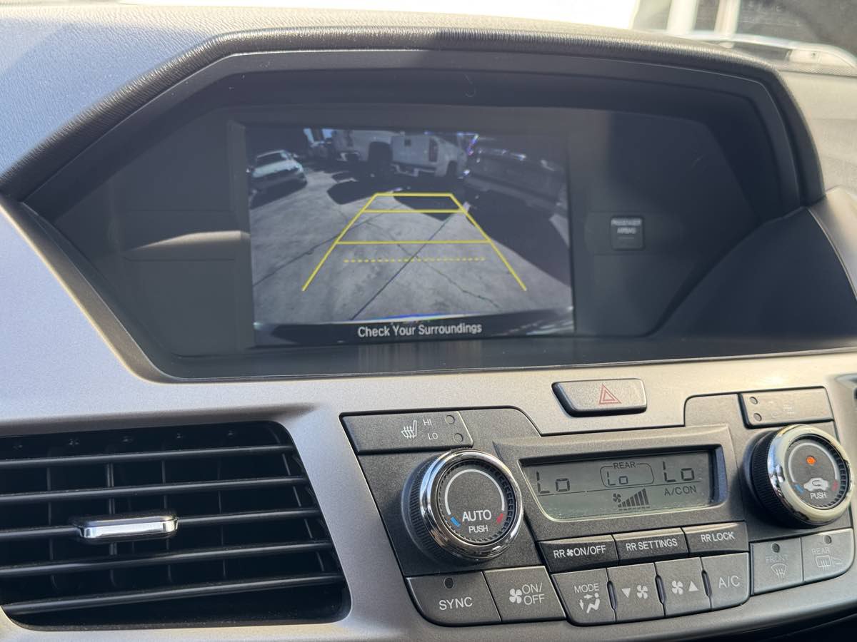 Used 2016 Honda Odyssey EX-L image 32