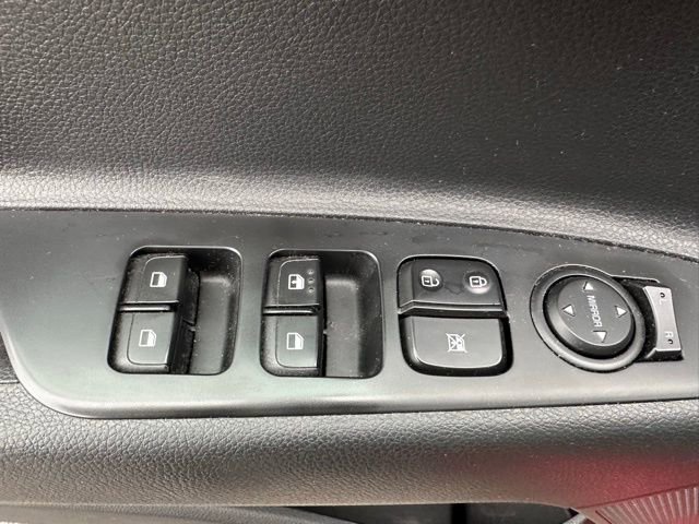 Used 2023 Kia Rio S FWD image 10