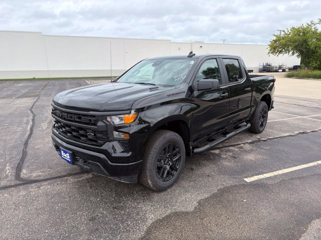 New 2026 Chevrolet Silverado 1500 Custom w/ Turbomax Blackout Package