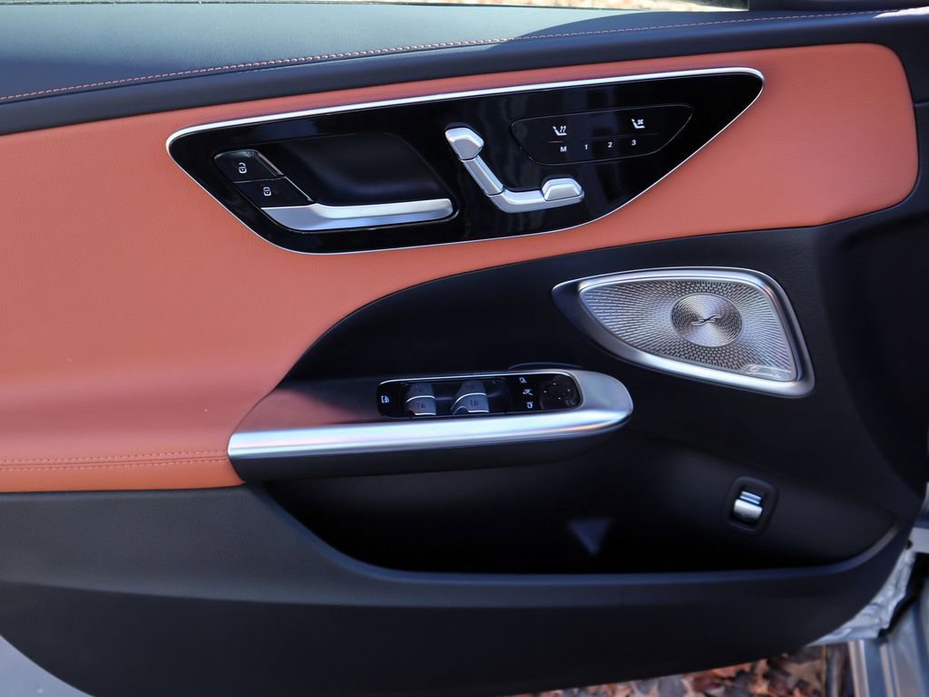 New 2026 Mercedes-Benz C 43 AMG 4MATIC Sedan image 18