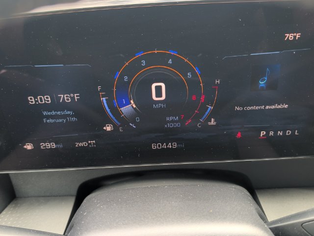 Used 2025 Chevrolet Traverse LT AWD/4WD image 14