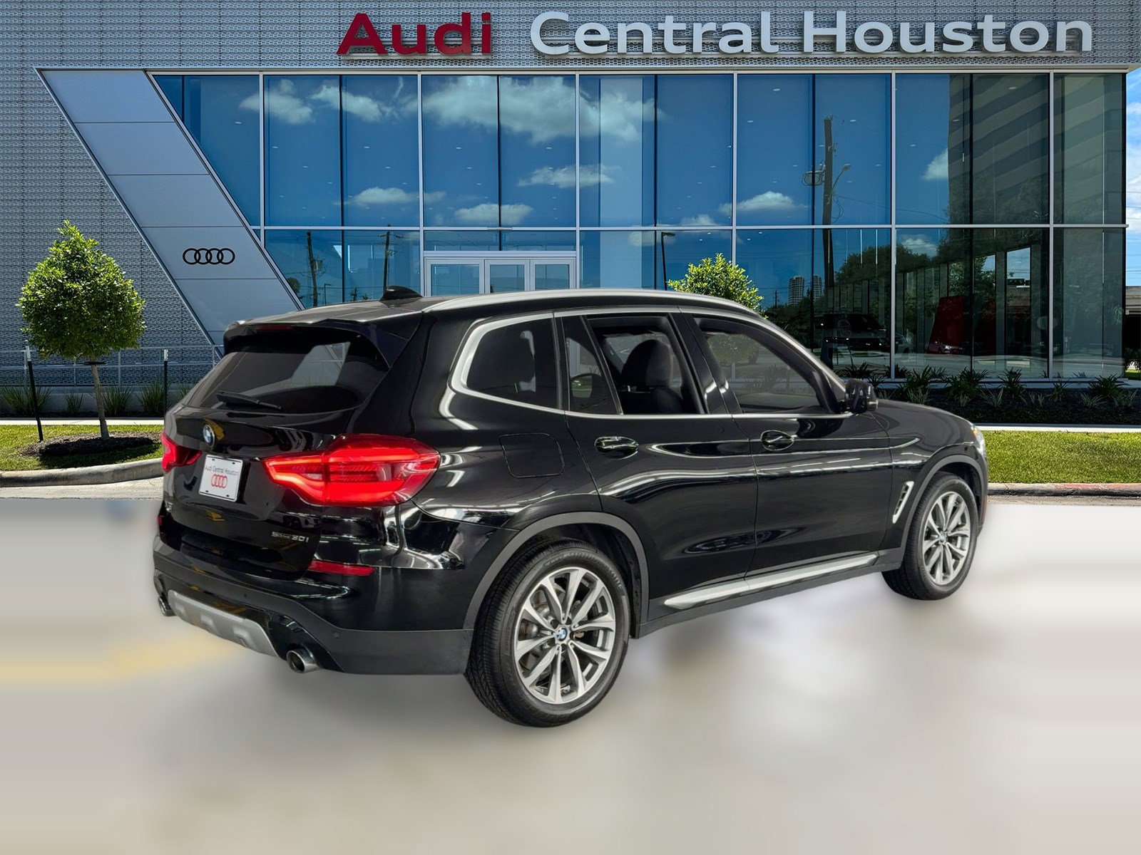 Used 2019 BMW X3 sDrive30i image 9