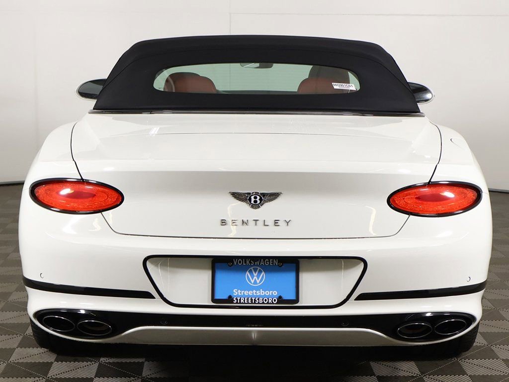 Used 2023 Bentley Continental GT Azure image 15