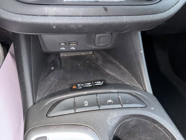 Used 2024 Buick Envista Preferred w/ Convenience I Package image 42