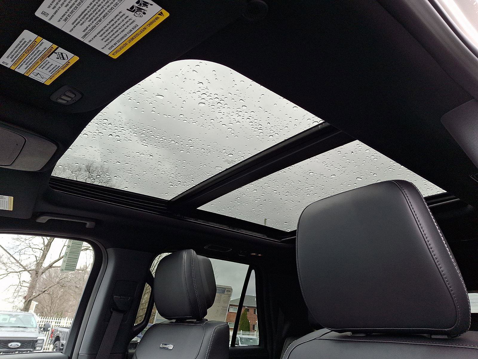 New 2026 Ford Expedition Max Platinum image 11