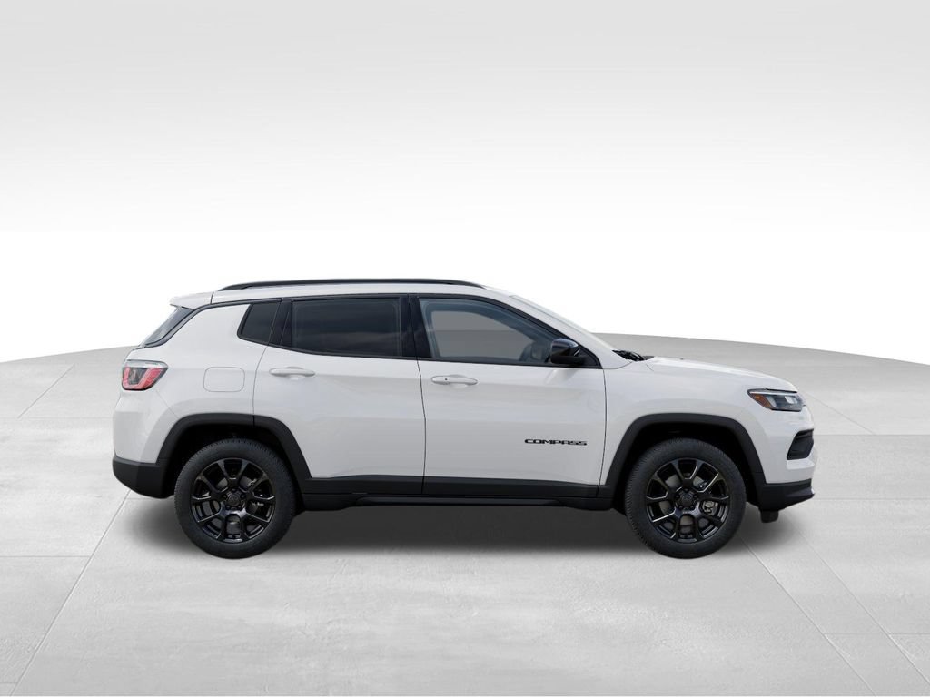 New 2026 Jeep Compass Latitude AWD/4WD image 22