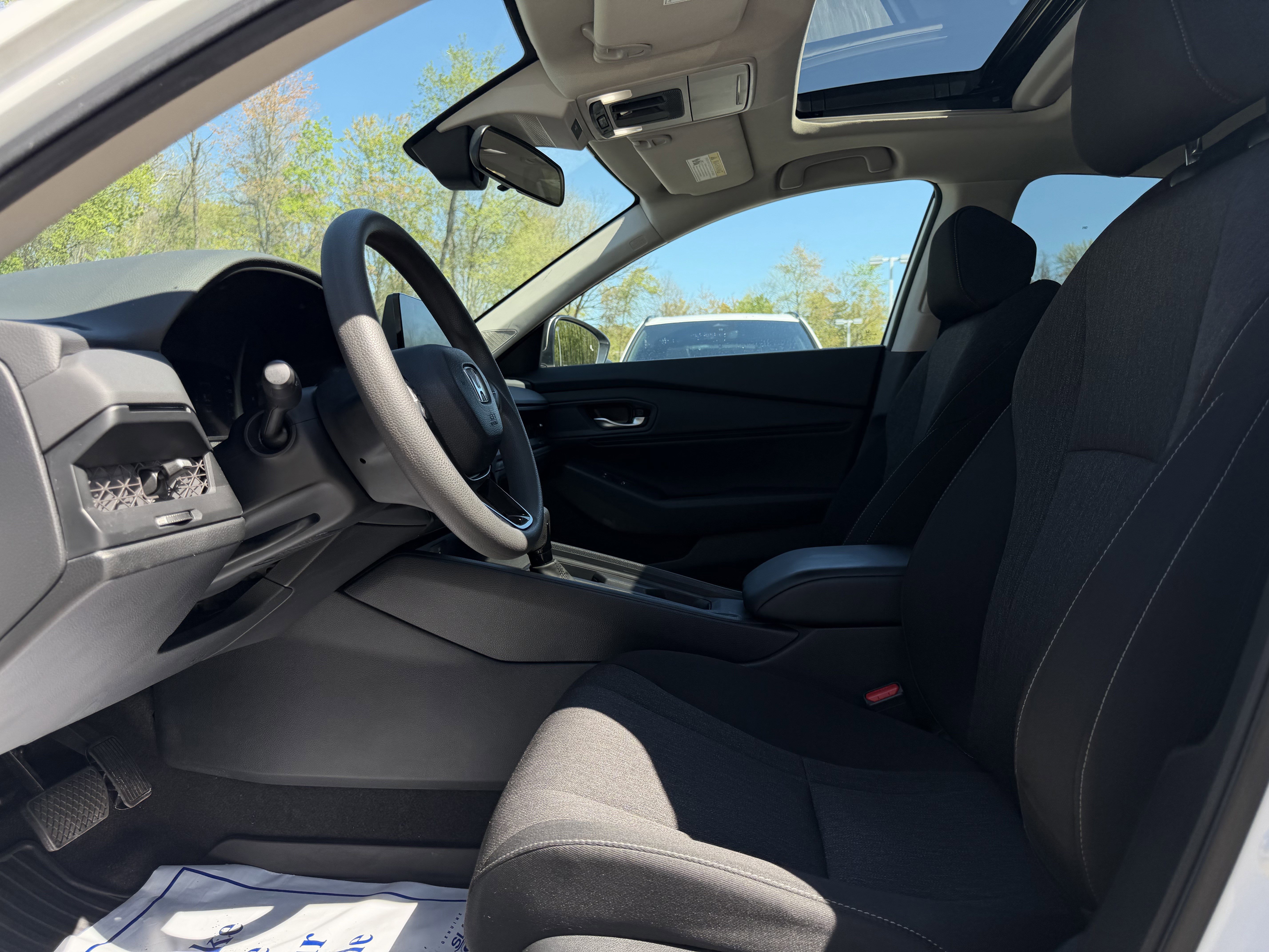 Certified 2024 Honda Accord EX image 12