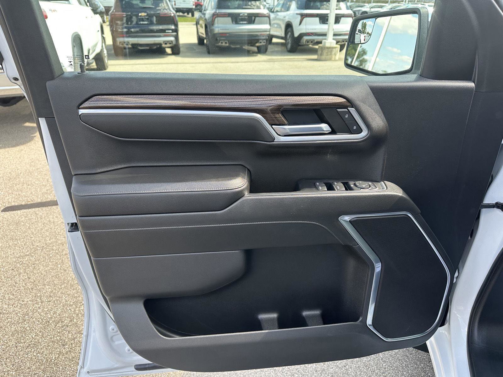 Used 2022 Chevrolet Silverado 1500 LT image 18